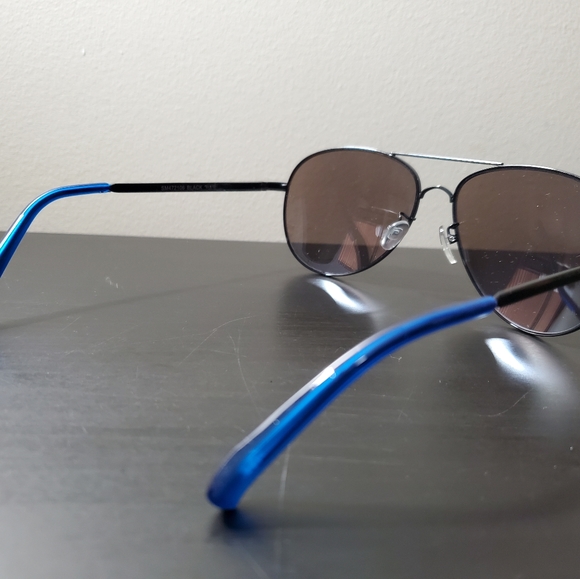 STEVE MADDEN SUNGLASSES - Picture 5 of 6